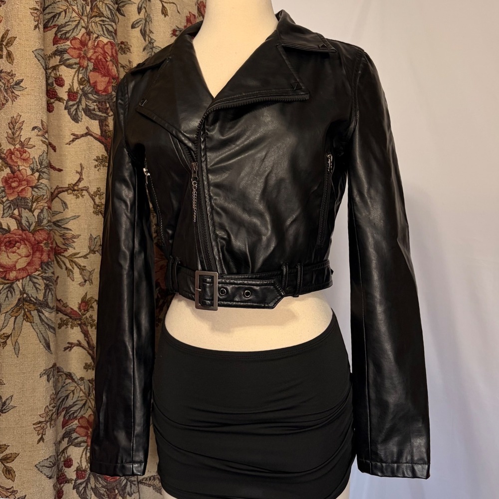 Abbey Dawn Avril Lavigne Black Faux Leather Cropped Moto with hot pink lining